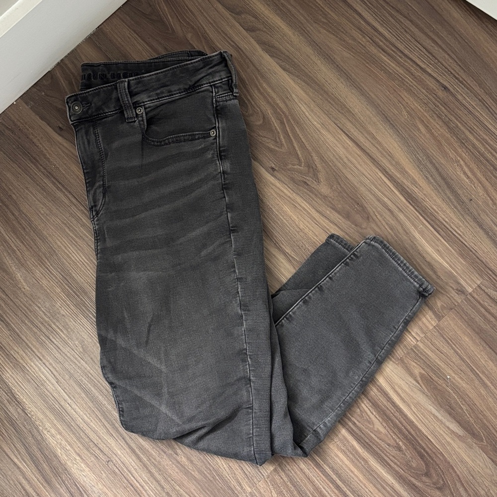 American Eagle Super High Rise Jegging Jeans